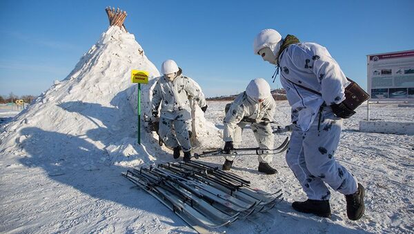Soldados russos no Ártico - Sputnik Brasil