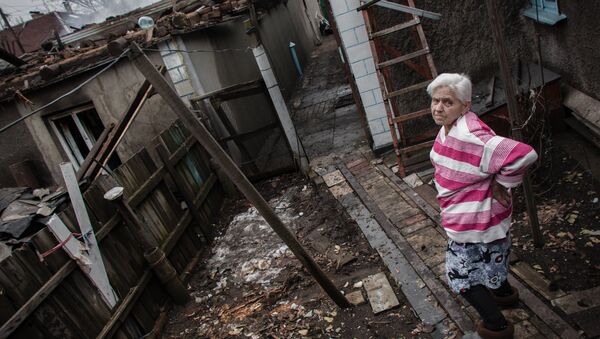 Donetsk está em ruínas após bombardeio - Sputnik Brasil