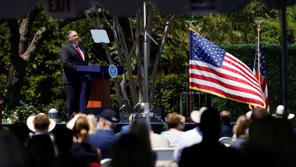 Secretário de Estado dos EUA, Mike Pompeo, discursa em Yorba Linda, Califórnia, EUA, 23 de julho de 2020 - Sputnik Brasil