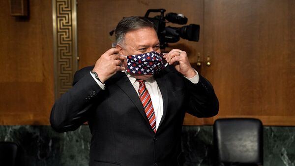 Secretário de Estado dos EUA, Mike Pompeo, usando máscara no Senado, em Washington, EUA, 30 de julho de 2020 - Sputnik Brasil
