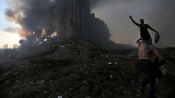 Rescaldo da explosão em Beirute - Sputnik Brasil