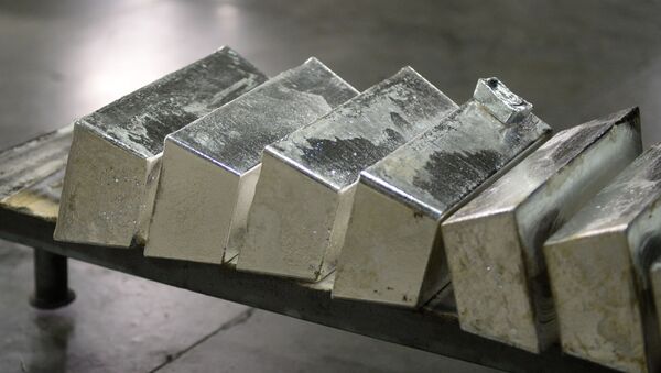 Barras de prata em uma fábrica em Ekaterinburgo, Rússia. - Sputnik Brasil
