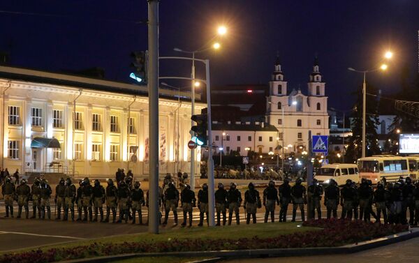 Forças de segurança nos protestos de Minsk, na Bielorrússia - Sputnik Brasil