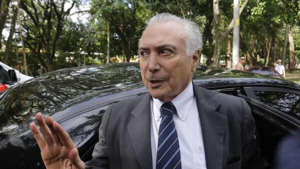 Temer chega em sua residência após ser solto da prisão em 2019. - Sputnik Brasil