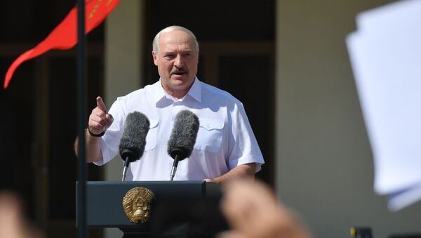 Presidente bielorrusso Aleksandr Lukashenko durante ato em Minsk - Sputnik Brasil