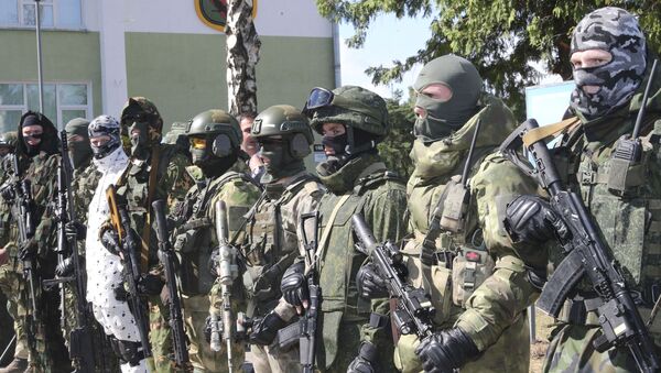Forças especiais da Bielorrússia apresentam armas e equipamentos para presidente do país  - Sputnik Brasil