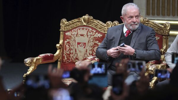 Ex-presidente Lula recebe título de cidadão honorário de Paris em 2 de março de 2020 - Sputnik Brasil