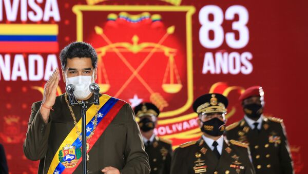 Presidente venezuelano Nicolás Maduro fala à Guarda Nacional Bolivariana em Caracas - Sputnik Brasil