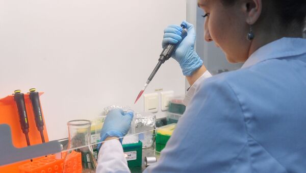 Vacina Sputnik V sendo testada no Centro Nacional de Pesquisa de Epidemiologia e Microbiologia Gamaleya - Sputnik Brasil
