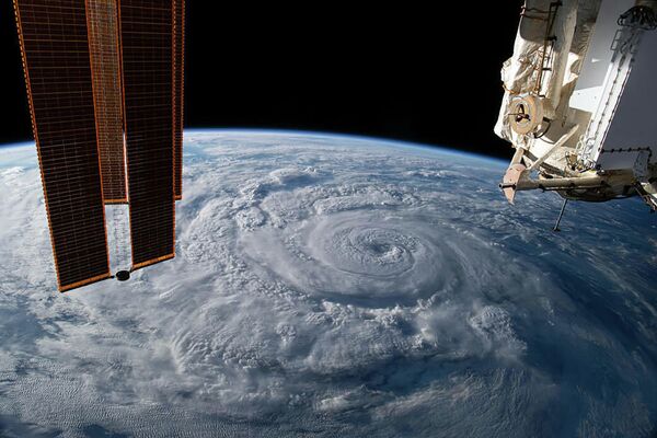 Furacão Genevieve na costa do México, oceano Pacífico, visto a partir da Estação Espacial Internacional - Sputnik Brasil