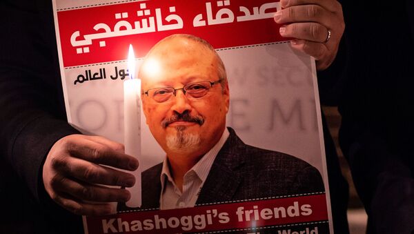 Manifestantes realizam ato em homenagem ao jornalista Jamal Khashoggi, em Istambul, Turquia (foto de arquivo) - Sputnik Brasil