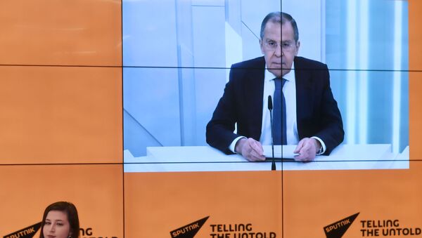 Chanceler russo Sergei lavrov durante entrevista com correspondentes da Sputnik - Sputnik Brasil