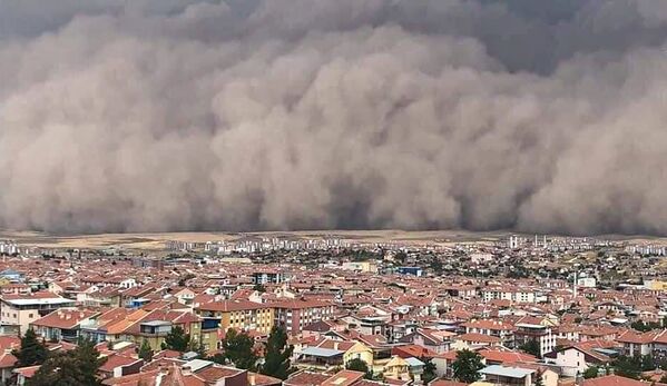 Tempestade de areia em Ancara, Turquia
 - Sputnik Brasil