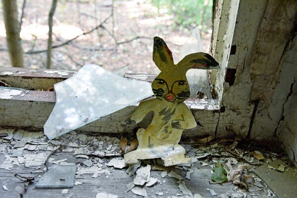 Creche abandonada na zona de exclusão de Chernobyl
 - Sputnik Brasil
