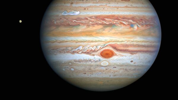 Fotografia de Júpiter tirada pelo telescópio espacial Hubble em 25 de agosto, revelando dados sobre o clima do planeta - Sputnik Brasil