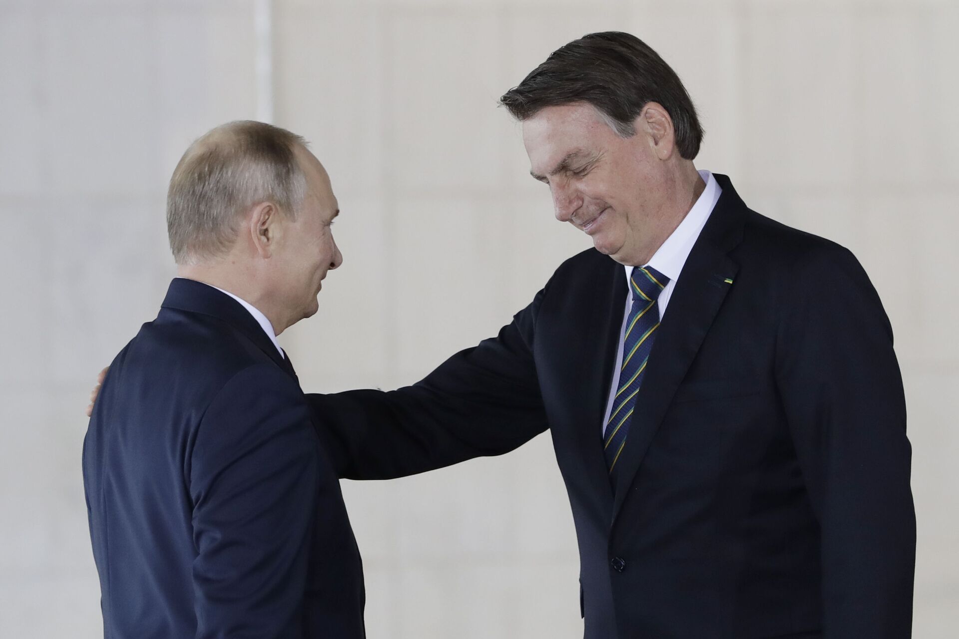 Conversa de Bolsonaro e Putin indica que Brasil possa ter mudado política externa, dizem analistas - Sputnik Brasil, 1920, 06.04.2021
