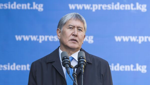 Ex-presidente do Quirguistão Almazbek Atambaev - Sputnik Brasil