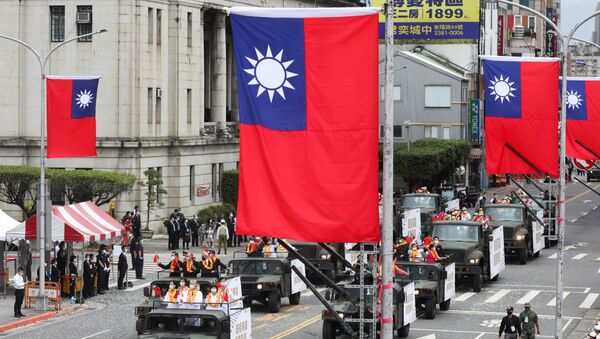 Desfile no Dia Nacional da República de Taiwan - Sputnik Brasil