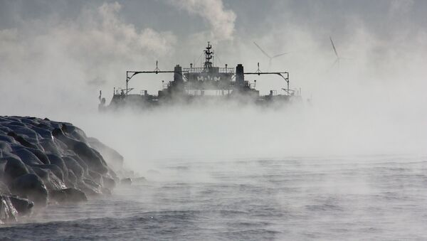 Um barco na neblina (imagem referencial) - Sputnik Brasil