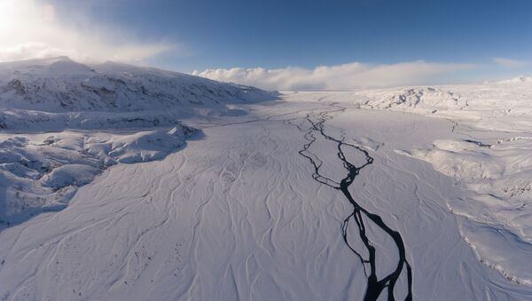 Lago glacial na Islândia - Sputnik Brasil