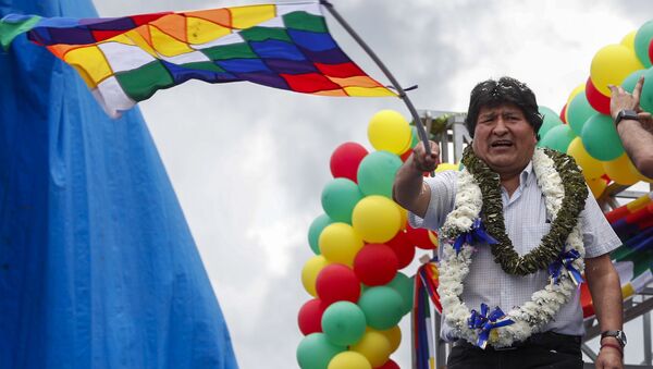 Ex-presidente Evo Morales discursa para multidão em Chimore, na Bolívia - Sputnik Brasil