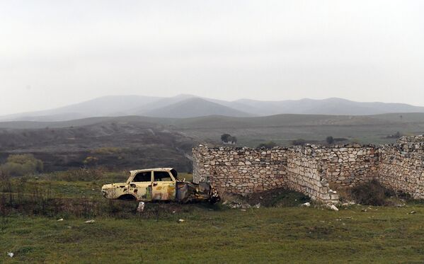 Ruínas no distrito de Fizuli, Azerbaijão. - Sputnik Brasil