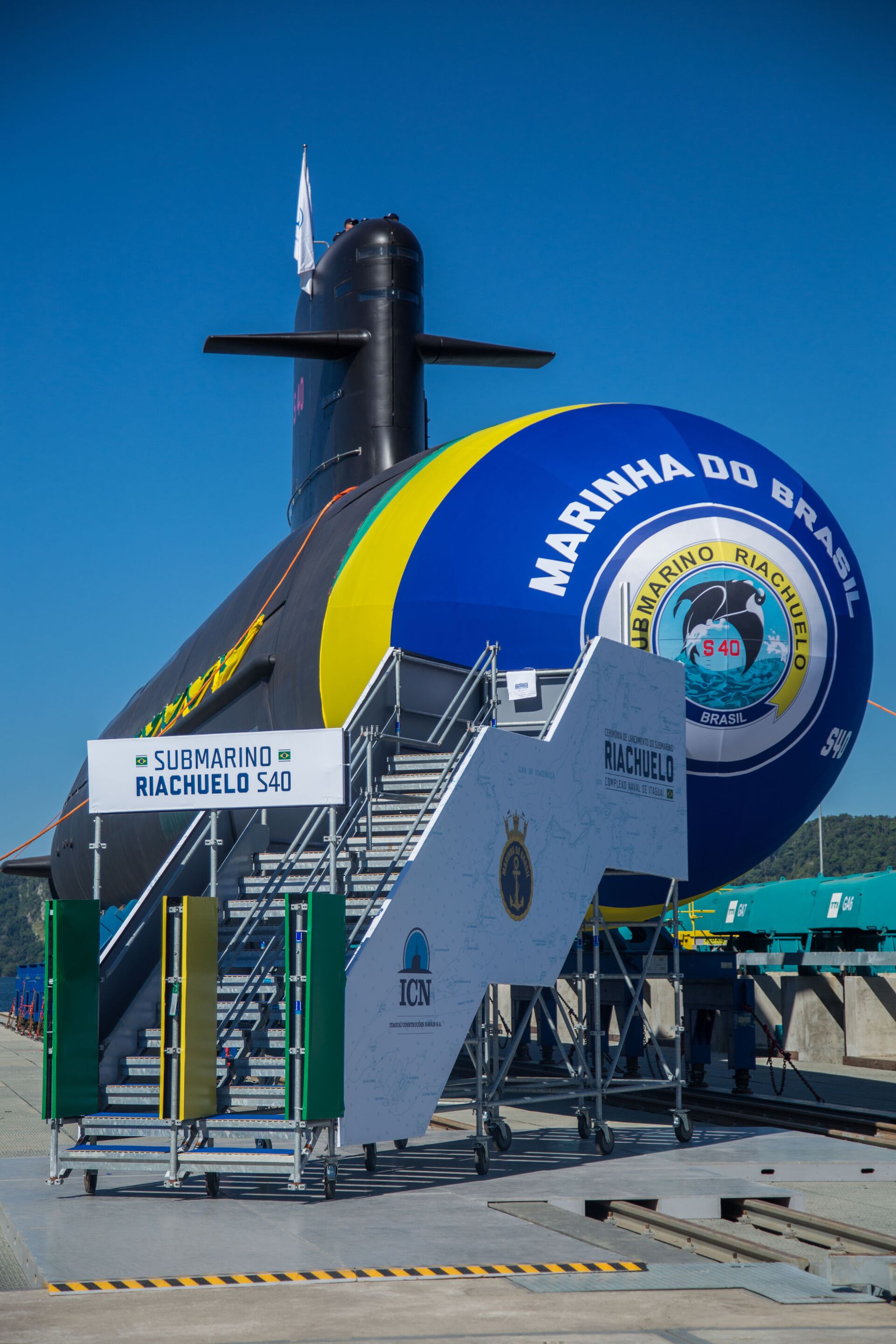Batismo e lançamento ao mar do submarino Riachuelo, considerado o mais moderno do Brasil, em Itaguaí, no Rio de Janeiro - Sputnik Brasil, 1920, 05.01.2023