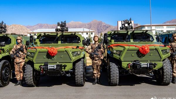 Comando Militar do Tibete do ELP recebe um lote de veículos Dongfeng Mengshi - Sputnik Brasil