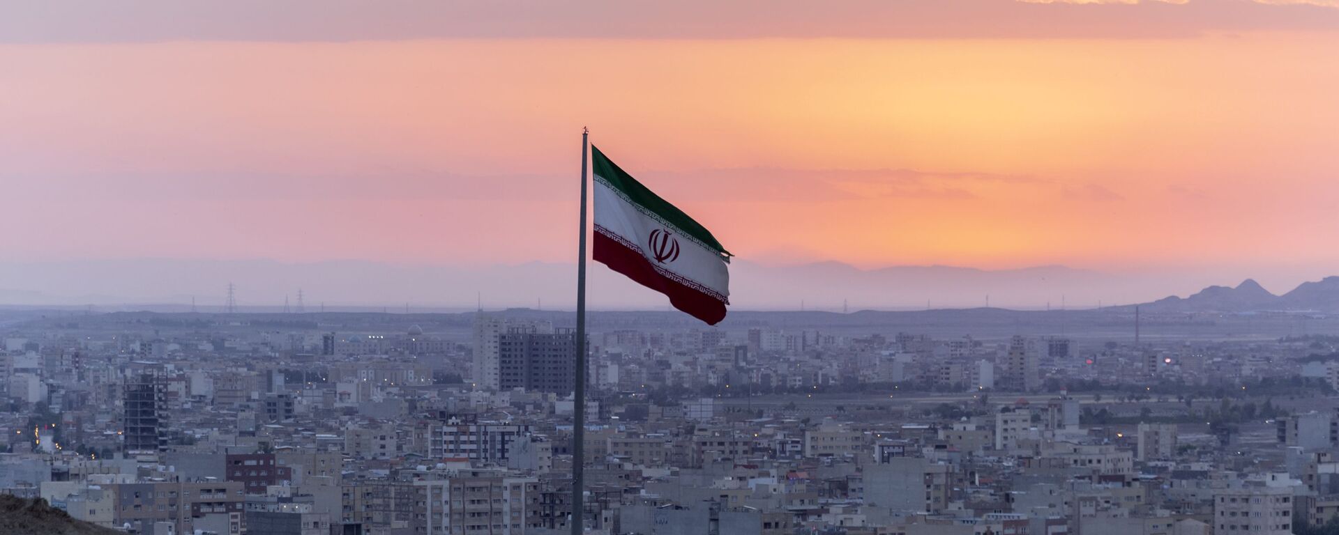 Bandeira do Irã (imagem referencial) - Sputnik Brasil, 1920, 18.04.2024