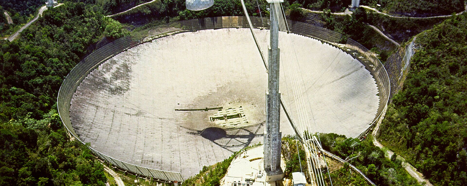 Radiotelescópio de Arecibo em Puerto Rico - Sputnik Brasil, 1920, 04.12.2020