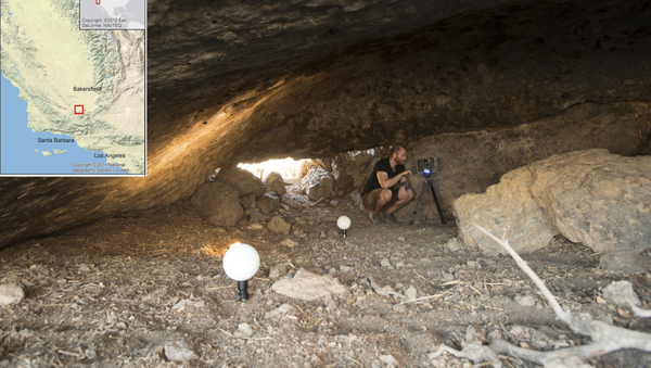 Cientista estuda interior da Caverna Pinwheel com laser, Califórnia, EUA - Sputnik Brasil