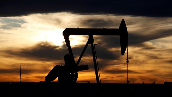 Poço de petróleo no Texas, EUA - Sputnik Brasil