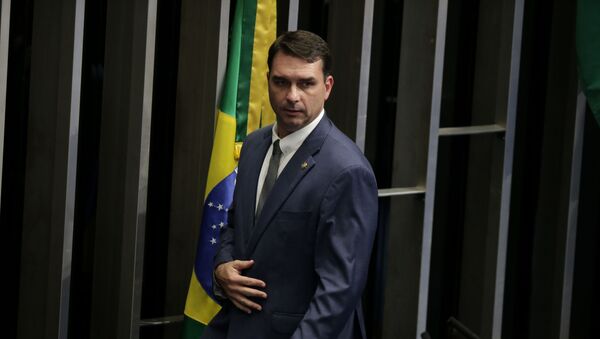 O senador Flávio Bolsonaro (PSL-RJ) em sessão do plenário. - Sputnik Brasil