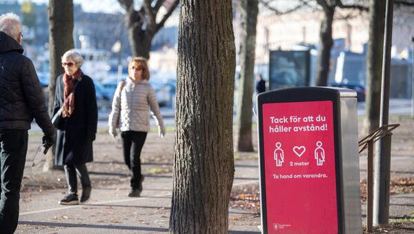 Pessoas sem máscaras em Estocolmo, a capital sueca, em novembro de 2020  - Sputnik Brasil
