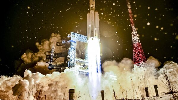 O foguete russo Angara-A5 é lançado desde a base espacial de Plesetsk, no norte da Rússia, em 14 de dezembro. A Rússia realizou o segundo lançamento de seu novo foguete pesado Angara - Sputnik Brasil