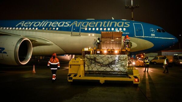 O avião que realiza o transporte da vacina Sputnik V para a Argentina - Sputnik Brasil