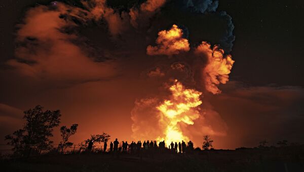 Erupção do vulcão Kilauea no Havaí, 21 de dezembro de 2020 - Sputnik Brasil