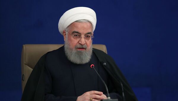 Hassan Rouhani, presidente do Irã, fala durante coletiva de imprensa em Teerã, Irã, 14 de dezembro de 2020 - Sputnik Brasil