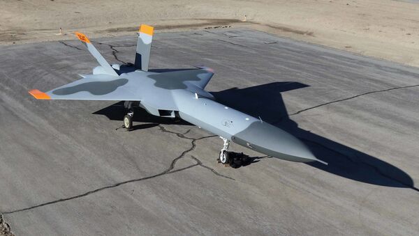 Drone-alvo aéreo de quinta geração (5GAT) - Sputnik Brasil