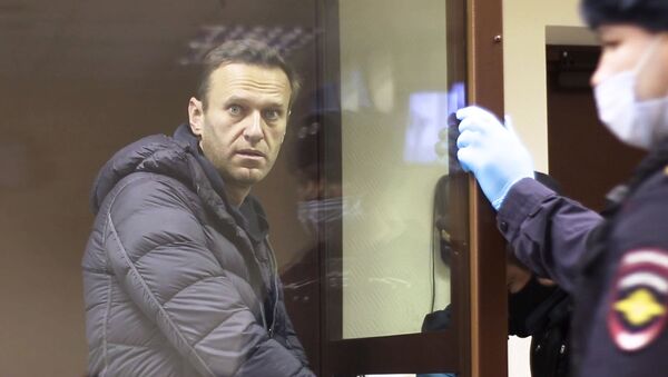 O opositor russo Aleksei Navalny durante audiência em tribunal de Moscou - Sputnik Brasil