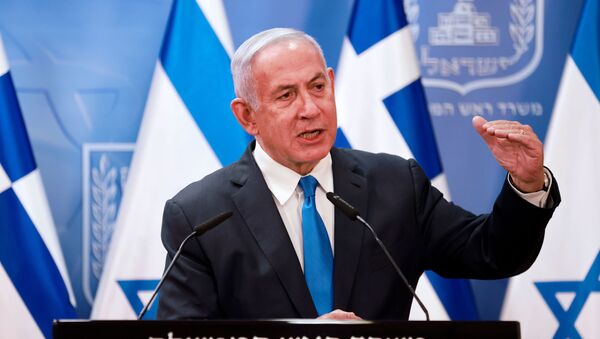 Primeiro-ministro, Benjamin Netanyahu, após reunião com seu homólogo grego, Kyriakos Mitsotakis, em Jerusalém, 8 de fevereiro de 2021 - Sputnik Brasil