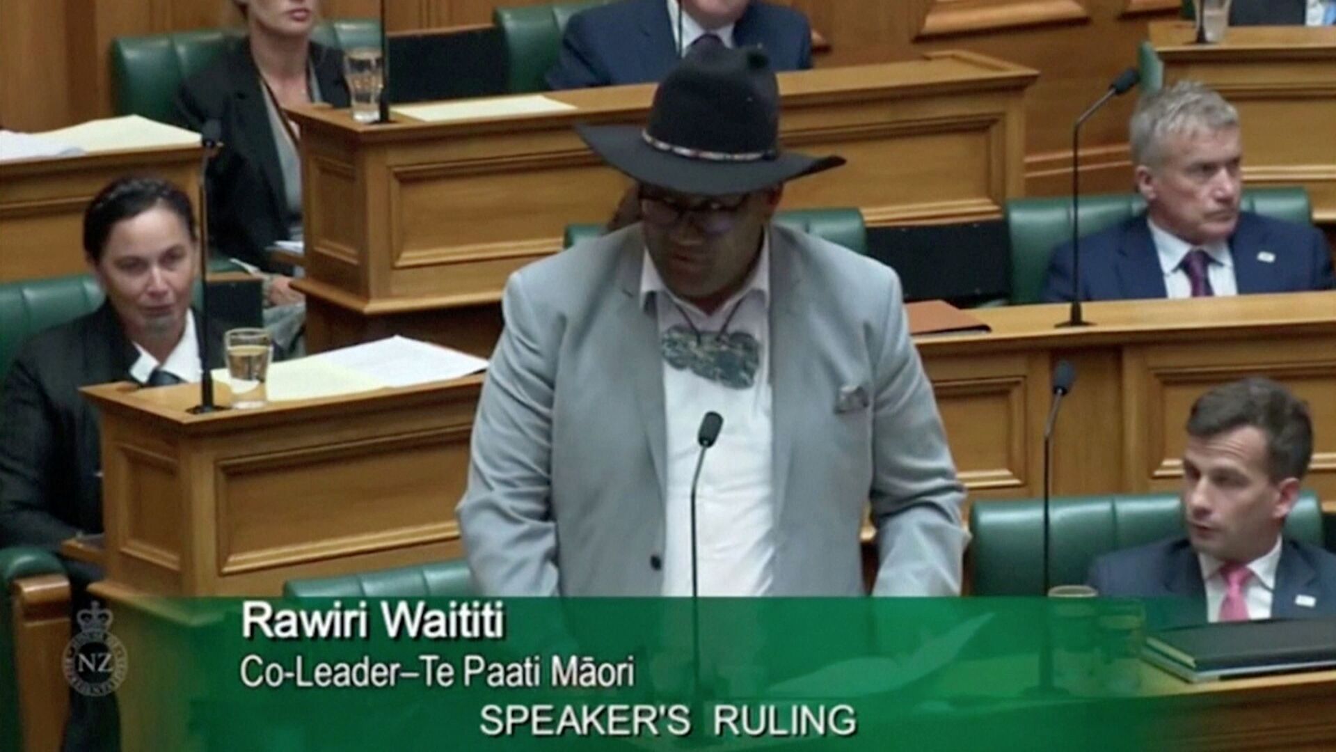 Político Maori da Nova Zelândia convence Parlamento a retirar obrigatoriedade das gravatas - Sputnik Brasil, 1920, 10.02.2021