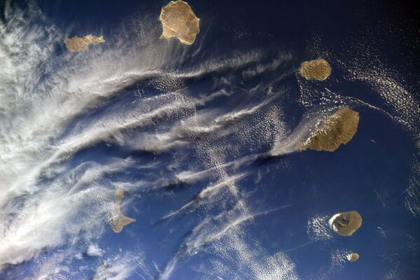 Ilhas do Cabo Verde em foto de cosmonauta russo a bordo da EEI - Sputnik Brasil
