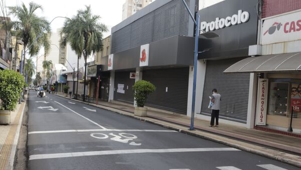 Centro de Araraquara, no interior de São Paulo, com comércio fechado por conta de lockdown anunciado pela prefeitura da cidade. - Sputnik Brasil