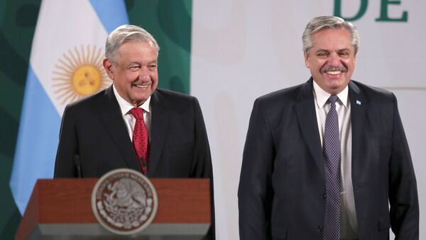 O presidente do México, Andrés Manuel López Obrador, recepcionou o presidente argentino Alberto Fernández em visita oficial - Sputnik Brasil