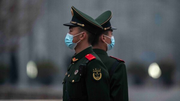 Soldados chineses na praça Tiananmen, em Pequim, China, 5 de março de 2021 - Sputnik Brasil