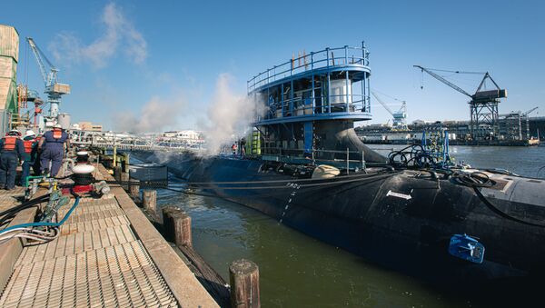 Submarino Montana (SSN 794) da classe Virginia lançado à água no rio James, EUA, em 4 de março de 2021 - Sputnik Brasil