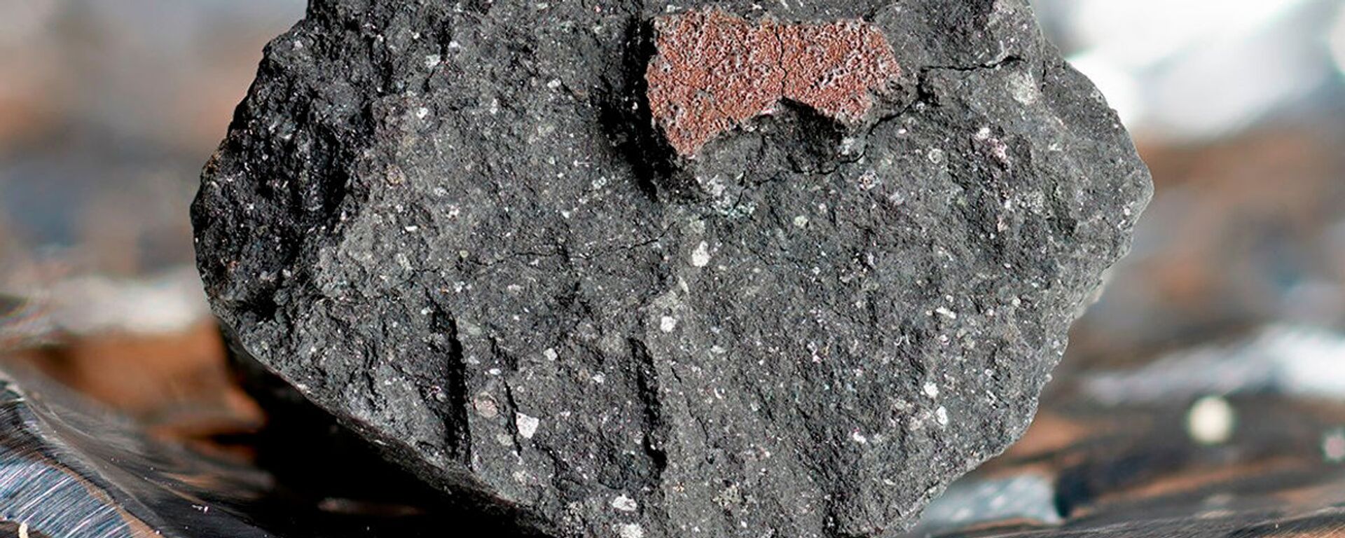 Fragmento do meteorito descoberto na cidade de Winchcombe, Reino Unido - Sputnik Brasil, 1920, 27.10.2022