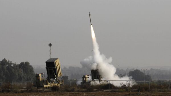 Míssil israelense lançado pelo sistema de defesa aérea Cúpula de Ferro - Sputnik Brasil