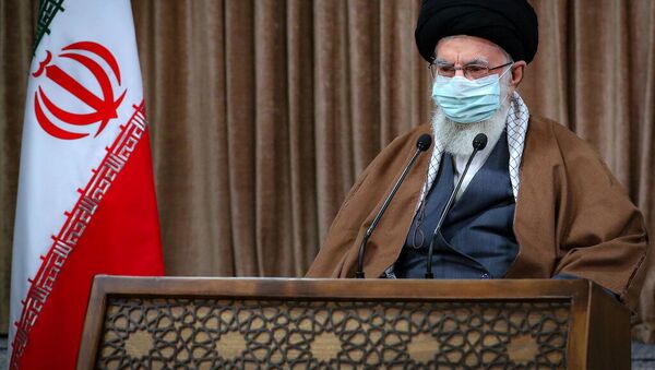 Aiatolá Ali Khamenei, líder supremo do Irã, discursa em Teerã, Irã, 11 de março de 2021 - Sputnik Brasil